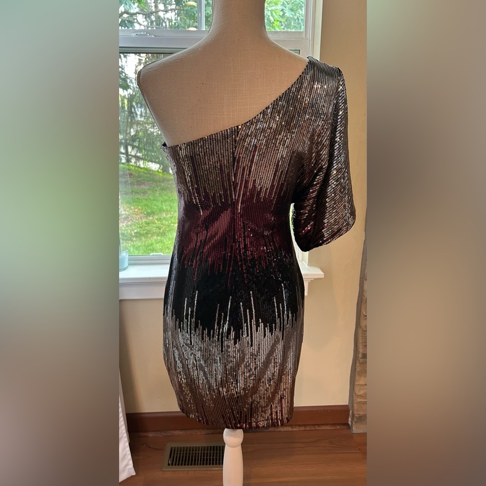 Bisou Bisou One-Shoulder Sequin Dress Size 4 Excellent Condition🤩🤩 - Picture 3 of 4